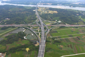 惠清高速东城枢纽立交